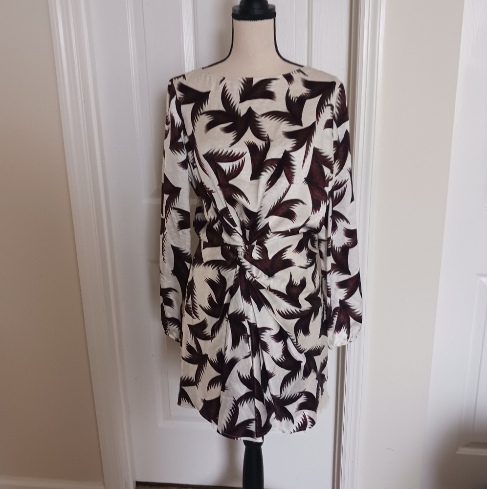 A.L.C. Freja Leaf Print Twist Front Silk Dreas - Picture 3 of 13